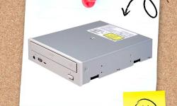 Pioneer 16x DVD-ROM IDE Drive