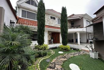 7 Bedrooms | Prime Residential Area is available for Sale / $550000